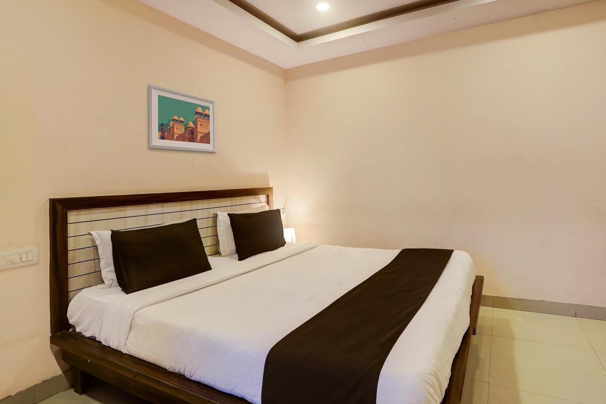 Super Hotel O Vaishnavi Inn Haidarábád Kültér fotó