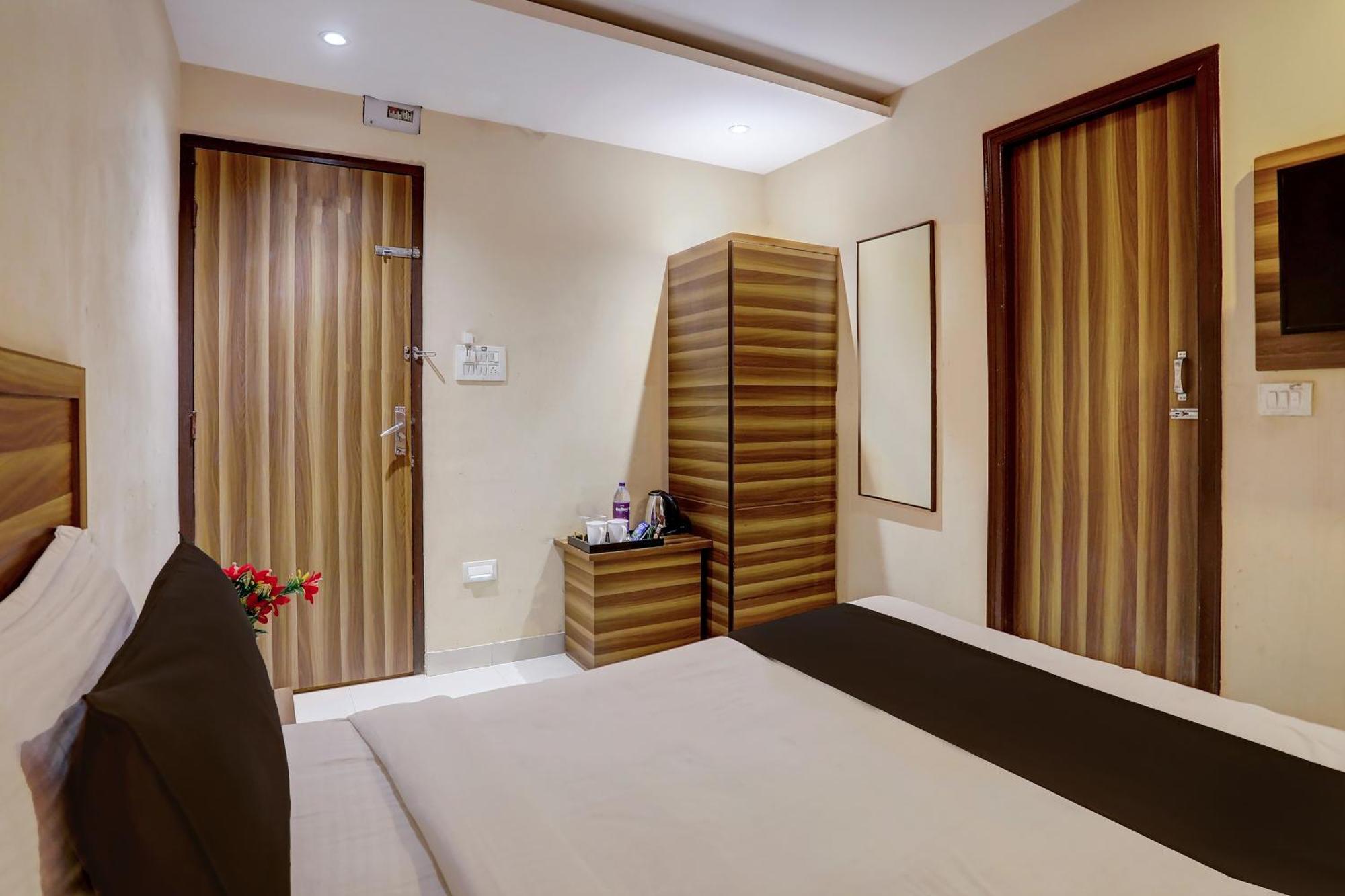 Super Hotel O Vaishnavi Inn Haidarábád Kültér fotó